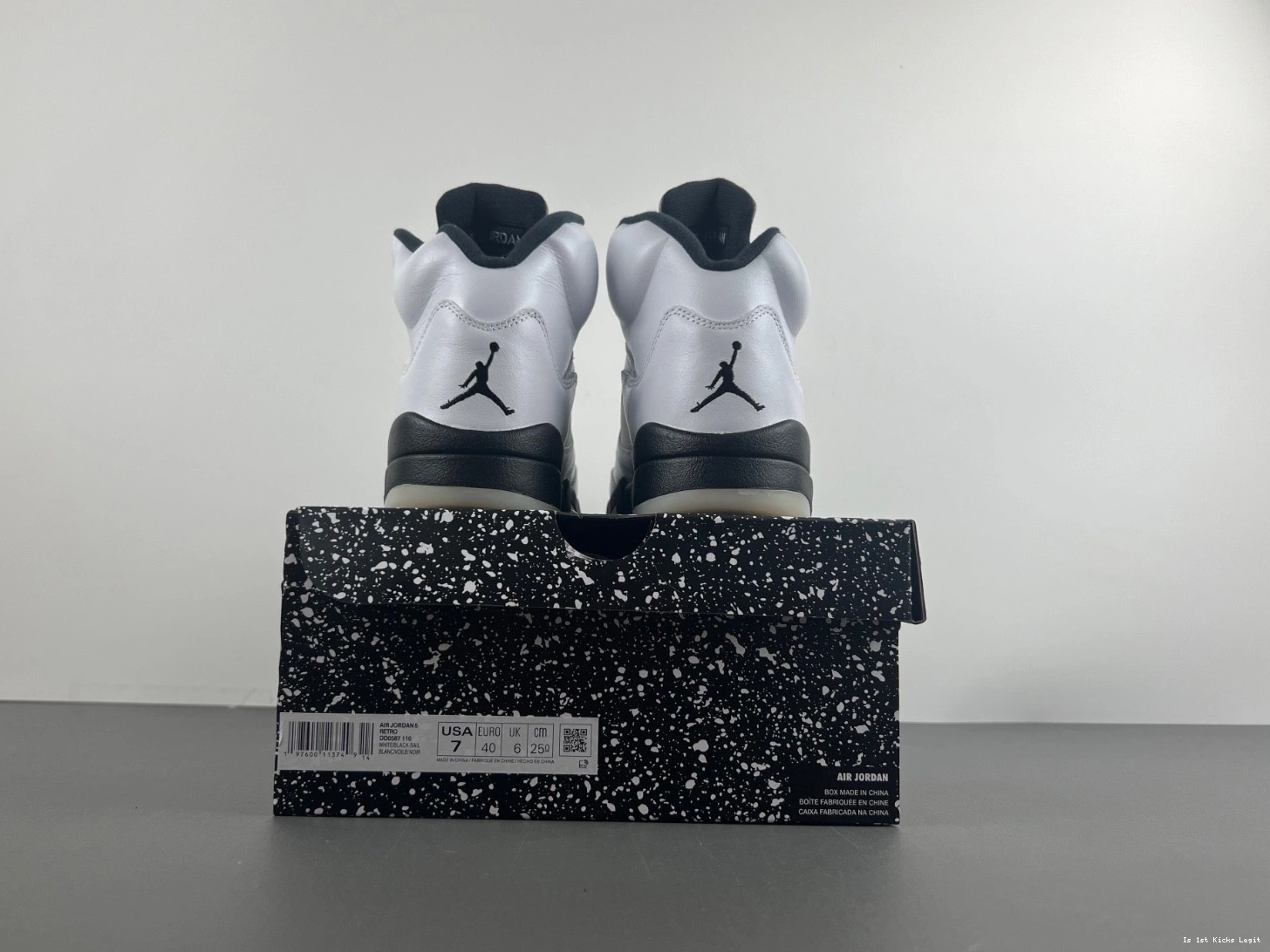DD0587-110 Black Air 5 Jordan White 1123